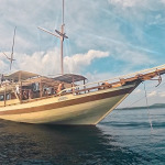 Lombok to Komodo Boat Trip 4-Days 3-Night, Komodo indonesia tour, komodo tour Package,